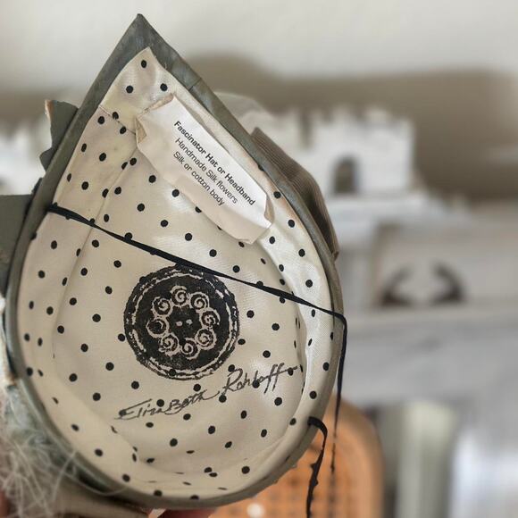 ElizaBeth Rohloff 1950s BEIGE SILK TULLE FASCINATOR HAT FEATHER VEIL FLORAL - Picture 3 of 3